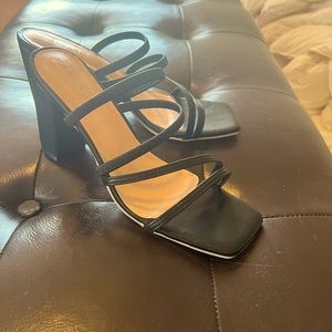 Women Minimalist Thin Strap Chunky Heels